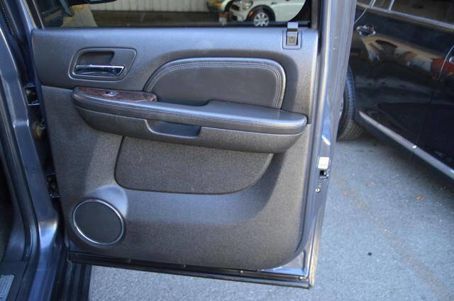 Used 2008 GMC Yukon XL Denali image 51