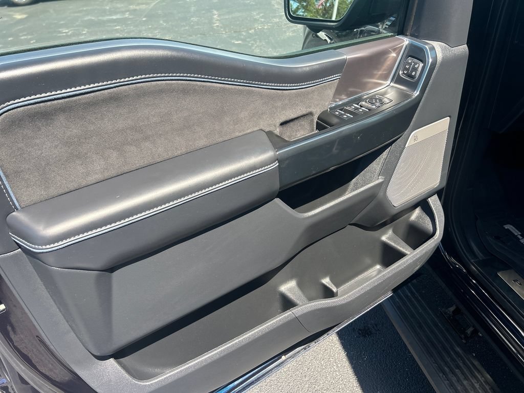 Used 2025 Ford F150 Platinum AWD/4WD image 12