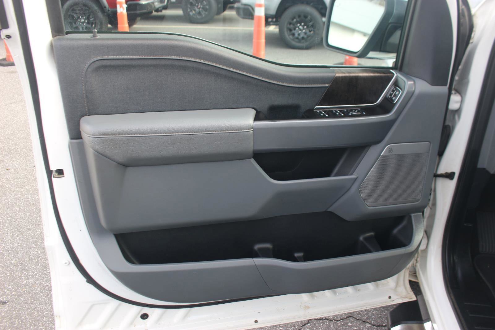 Used 2023 Ford F150 Lariat image 14