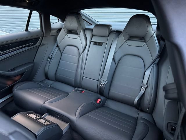 New 2026 Porsche Panamera 4 AWD/4WD image 33
