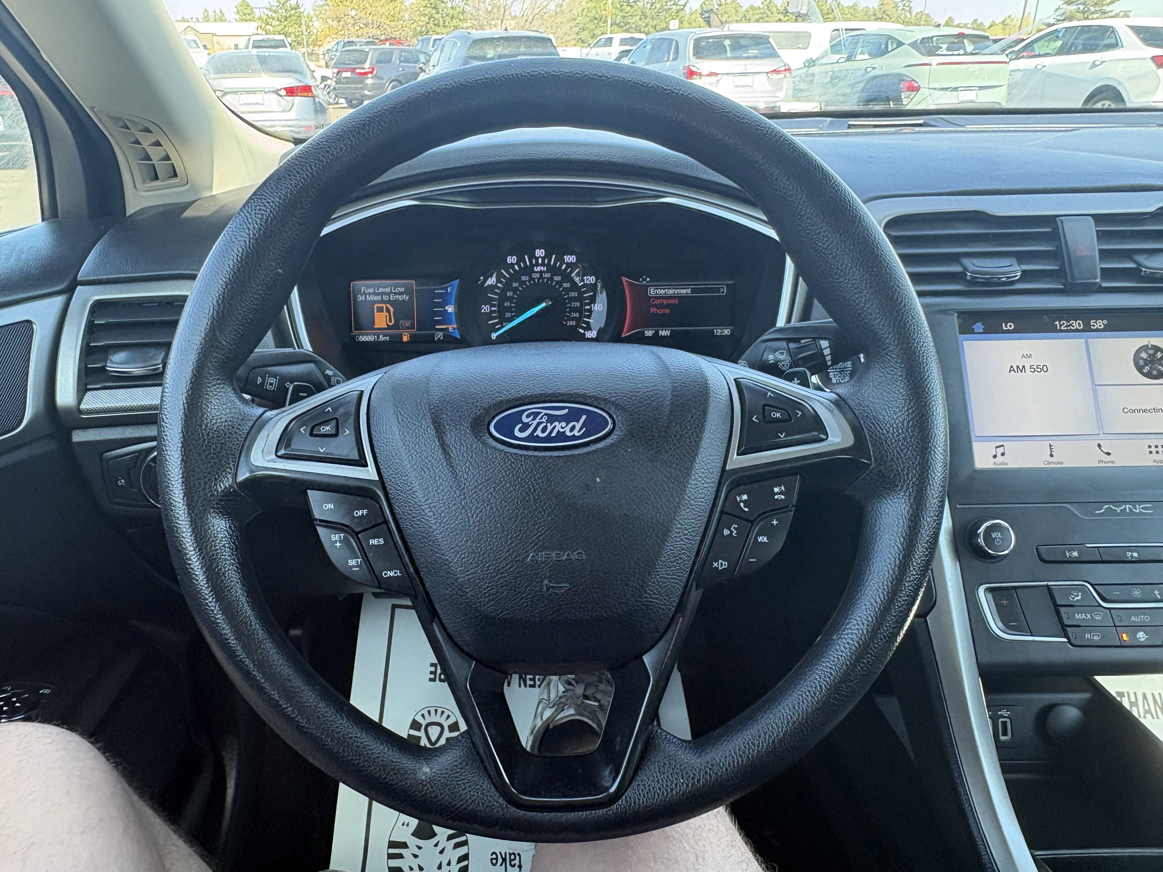 Used 2019 Ford Fusion SE image 21