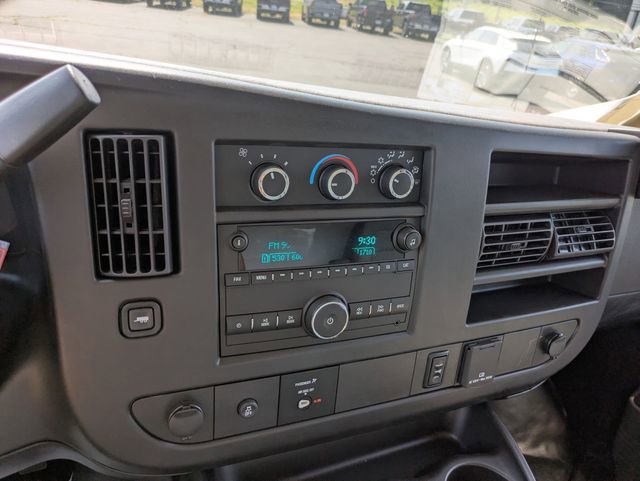 New 2024 GMC Savana 3500 w/ Power Convenience Package RWD image 18