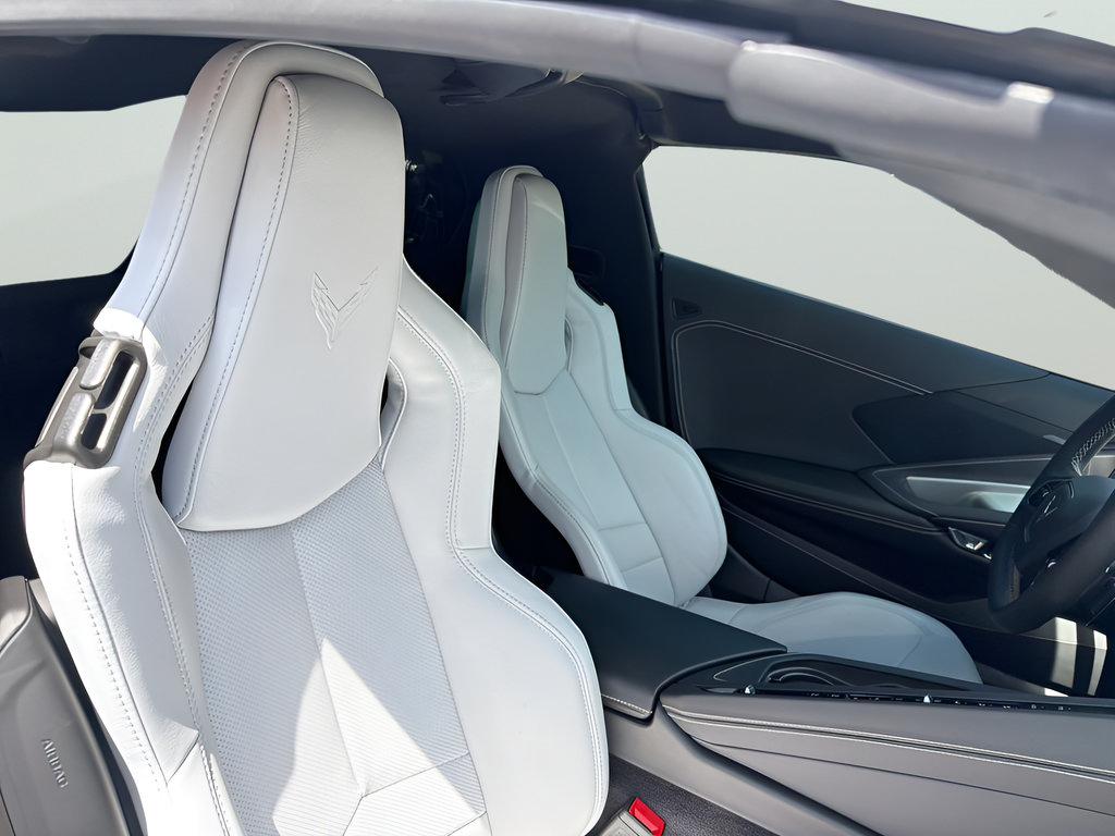 Used 2024 Chevrolet Corvette Stingray Coupe RWD image 42