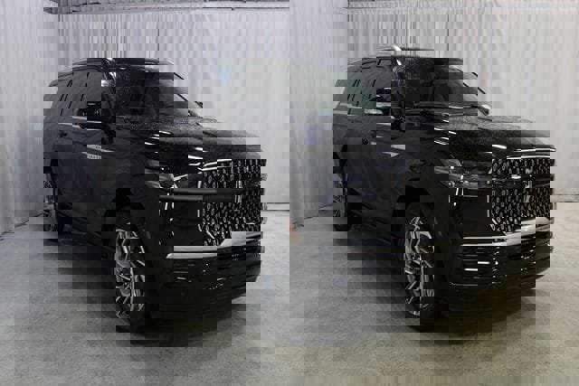 New 2026 Lincoln Navigator L Reserve AWD/4WD image 65