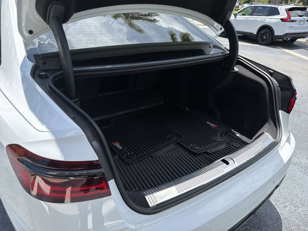 Used 2025 Audi S8 w/ Executive Package AWD/4WD image 26