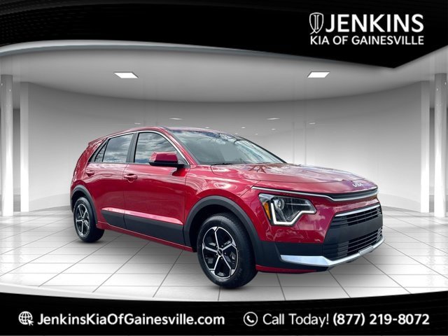 New 2025 Kia Niro LX