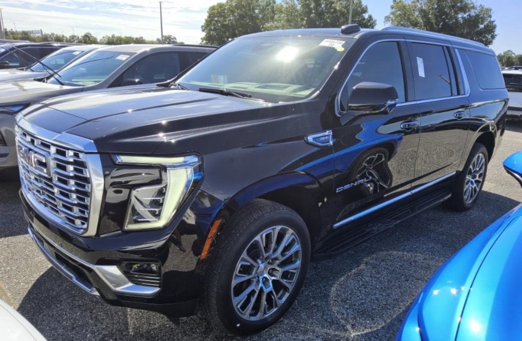 Used 2025 GMC Yukon XL Denali