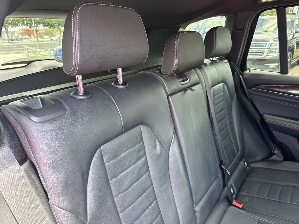 Used 2019 BMW X3 sDrive30i w/ Driving Assistance Package RWD image 11