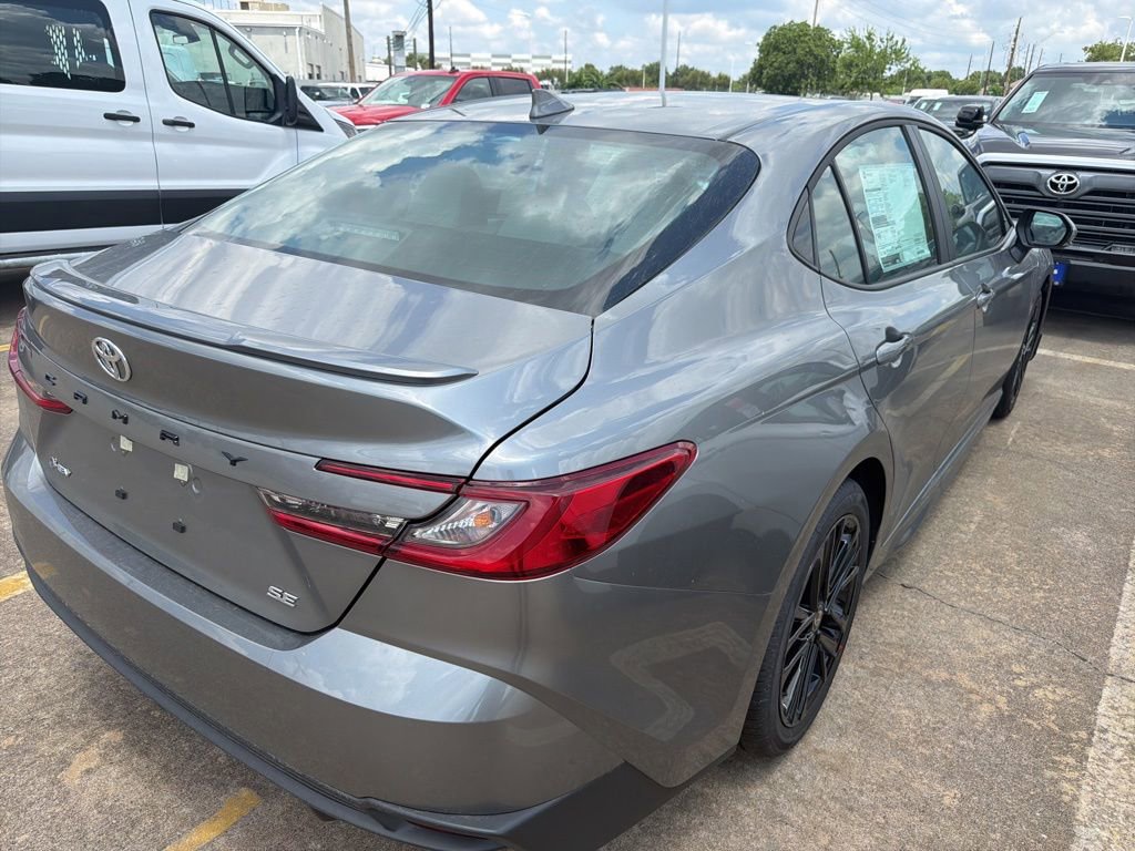 Used 2026 Toyota Camry SE w/ Multimedia Upgrade Package FWD image 5