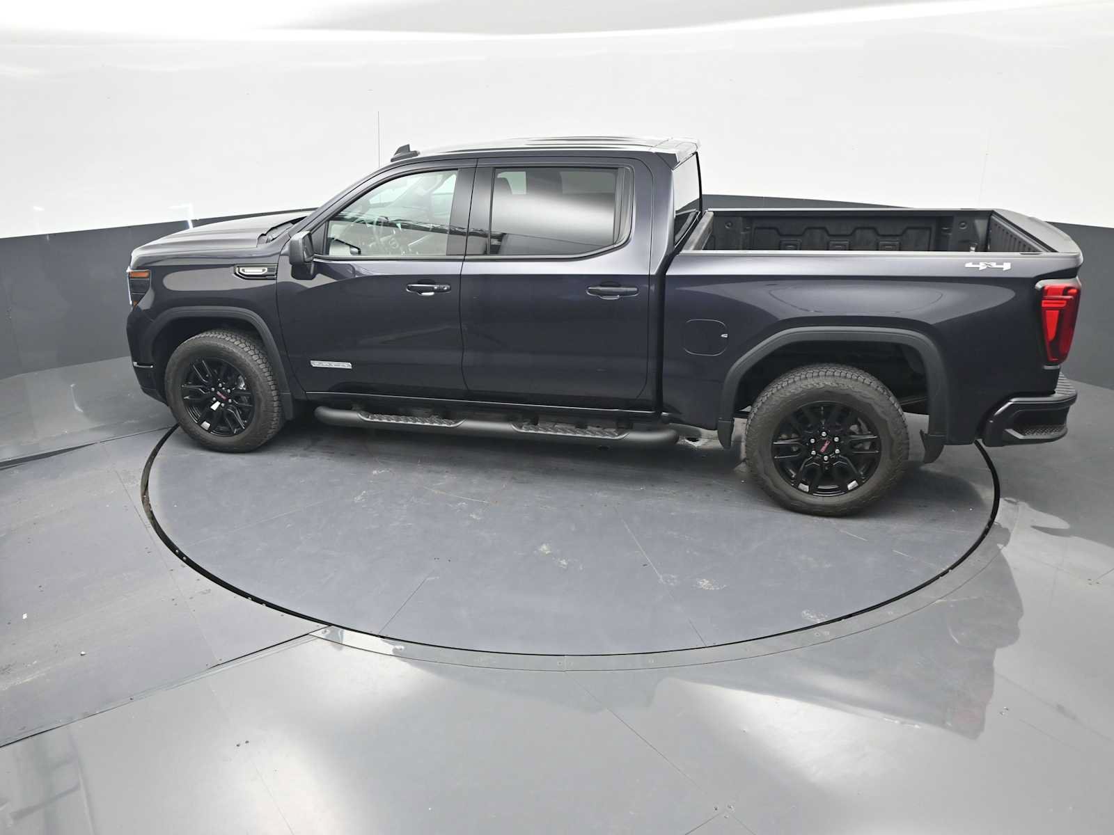 Used 2026 GMC Sierra 1500 Elevation w/ Elevation Select Package AWD/4WD image 35