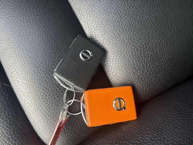 Used 2022 Volvo XC90 T8 Inscription Expression w/ Advanced Package image 30