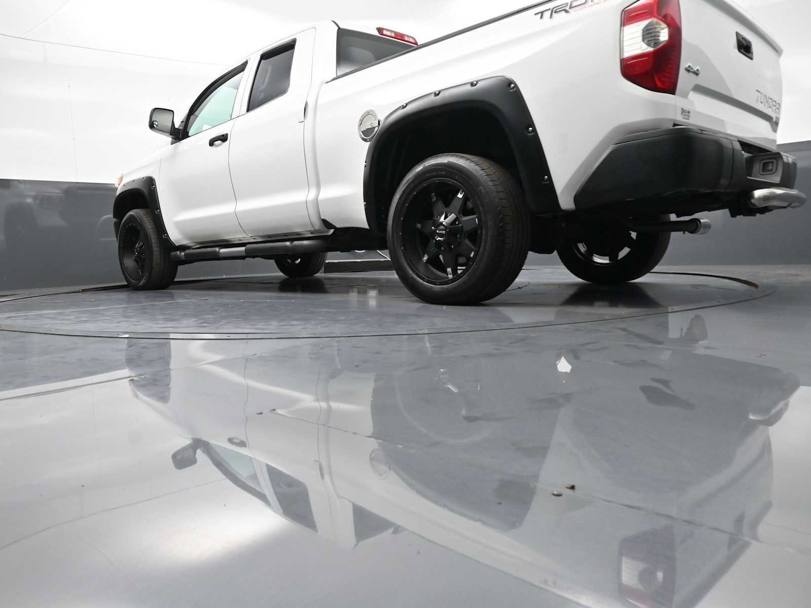 Used 2016 Toyota Tundra SR w/ Exterior Package AWD/4WD image 30