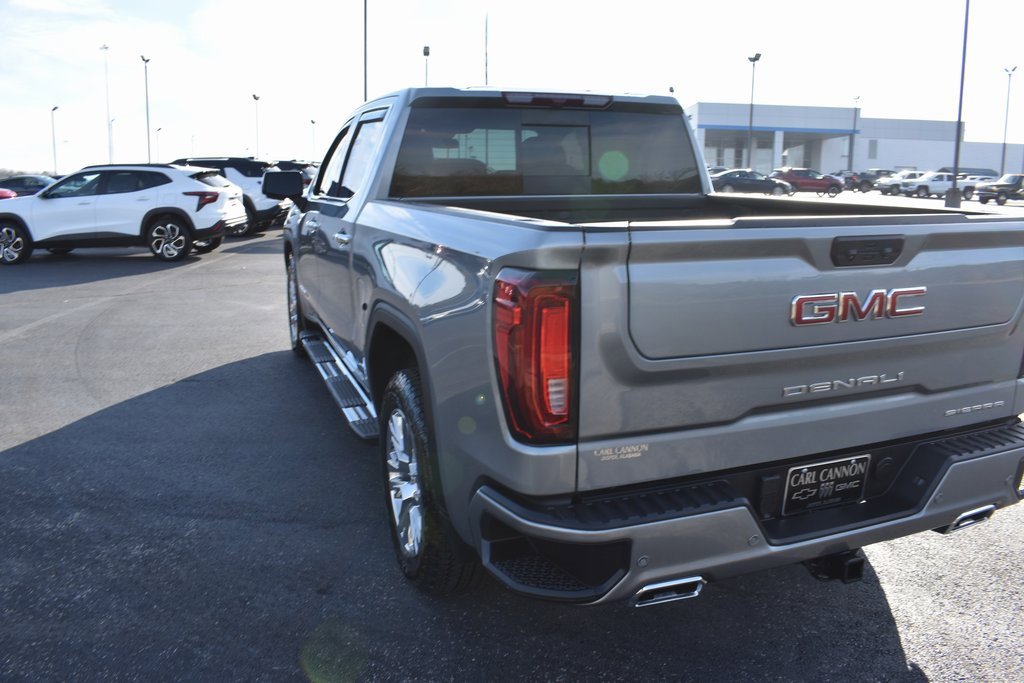 Certified 2025 GMC Sierra 1500 Denali image 4