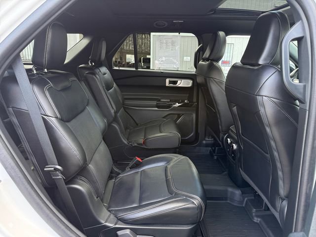Used 2024 Ford Explorer ST w/ Technology Package AWD/4WD image 19
