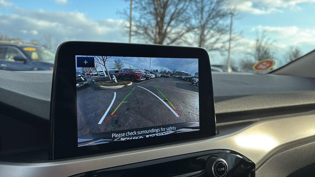 Used 2020 Ford Escape SE image 23