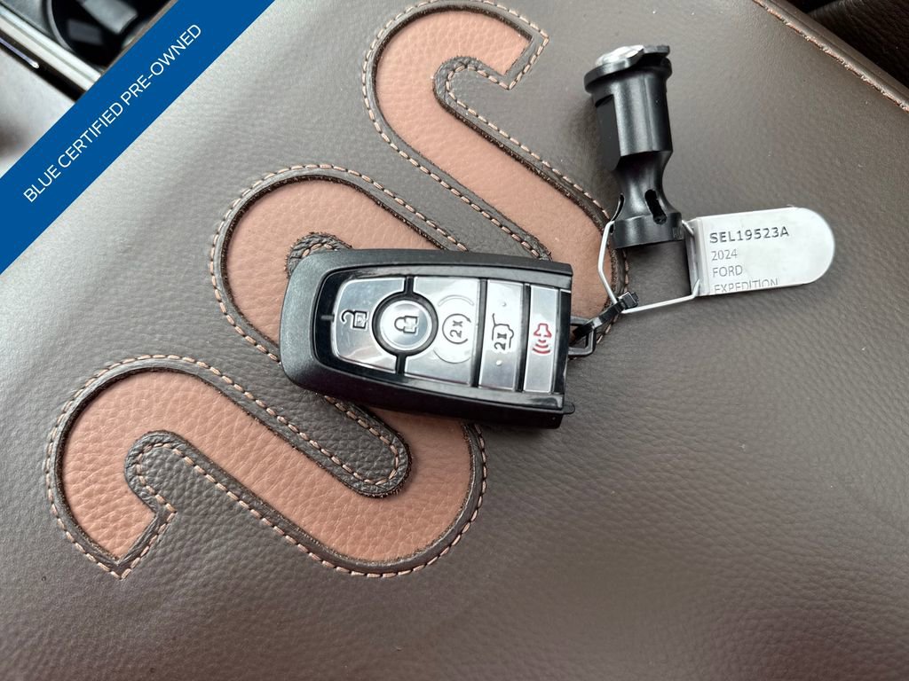 Certified 2024 Ford Expedition Max King Ranch image 29