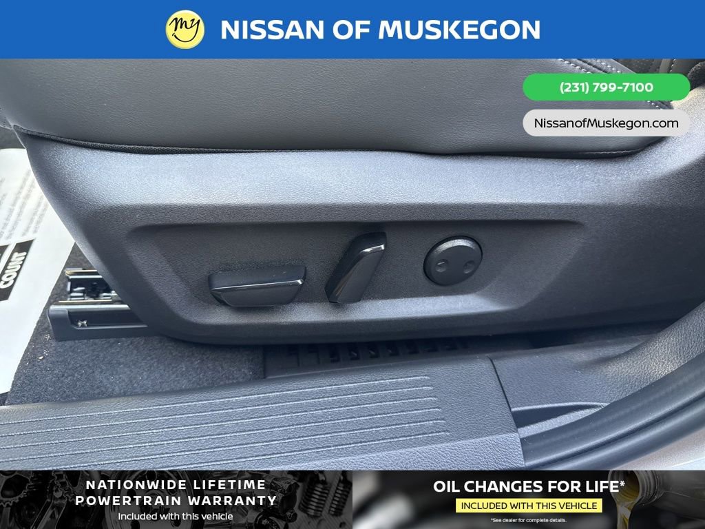 New 2026 Nissan Rogue Platinum w/ Platinum Premium Package AWD/4WD image 12