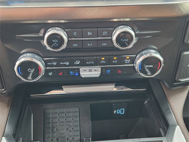 Used 2024 Ford F250 King Ranch image 17