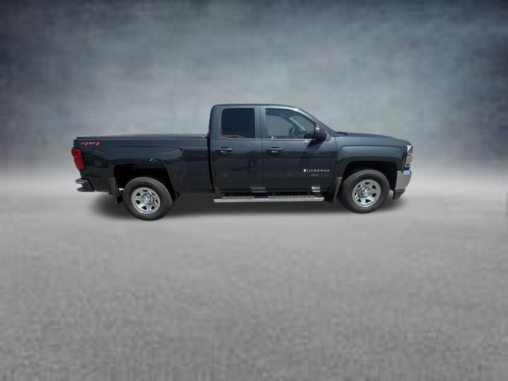 Used 2018 Chevrolet Silverado 1500 LS w/ Trailering Package AWD/4WD image 7