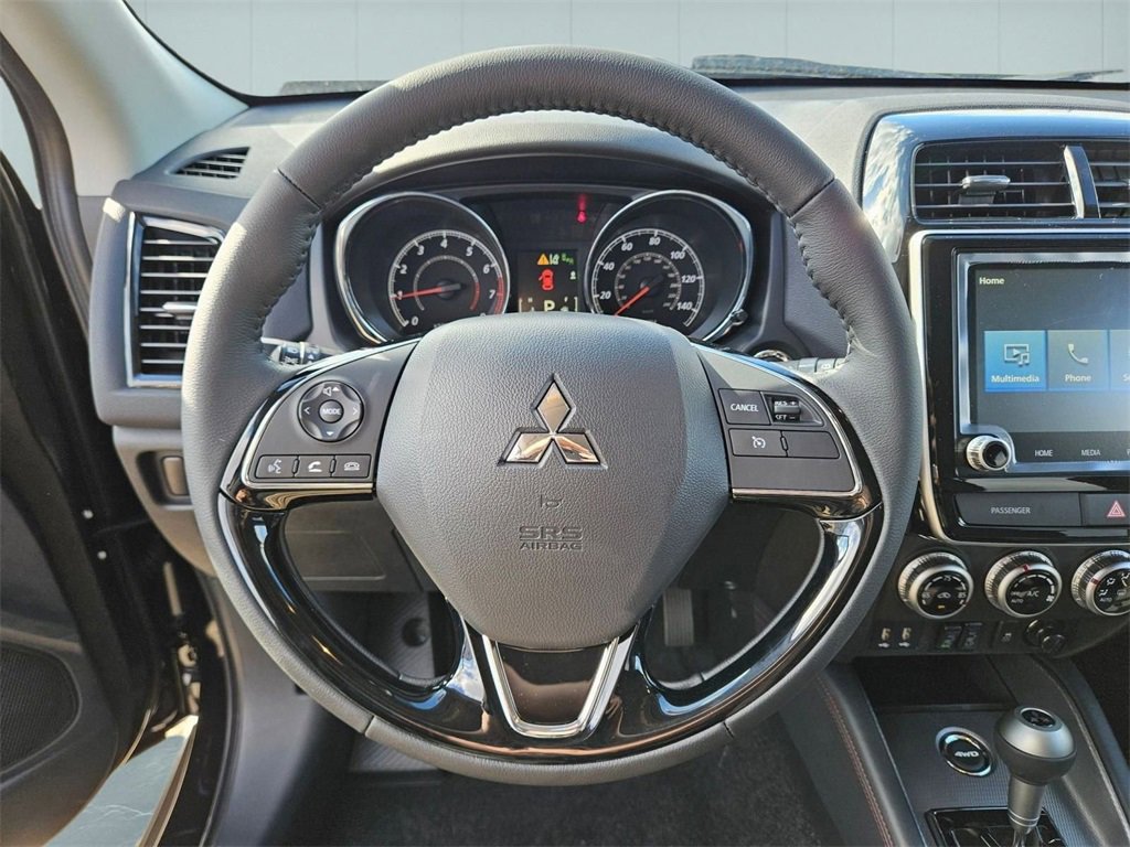 New 2025 Mitsubishi Outlander Sport SE image 18