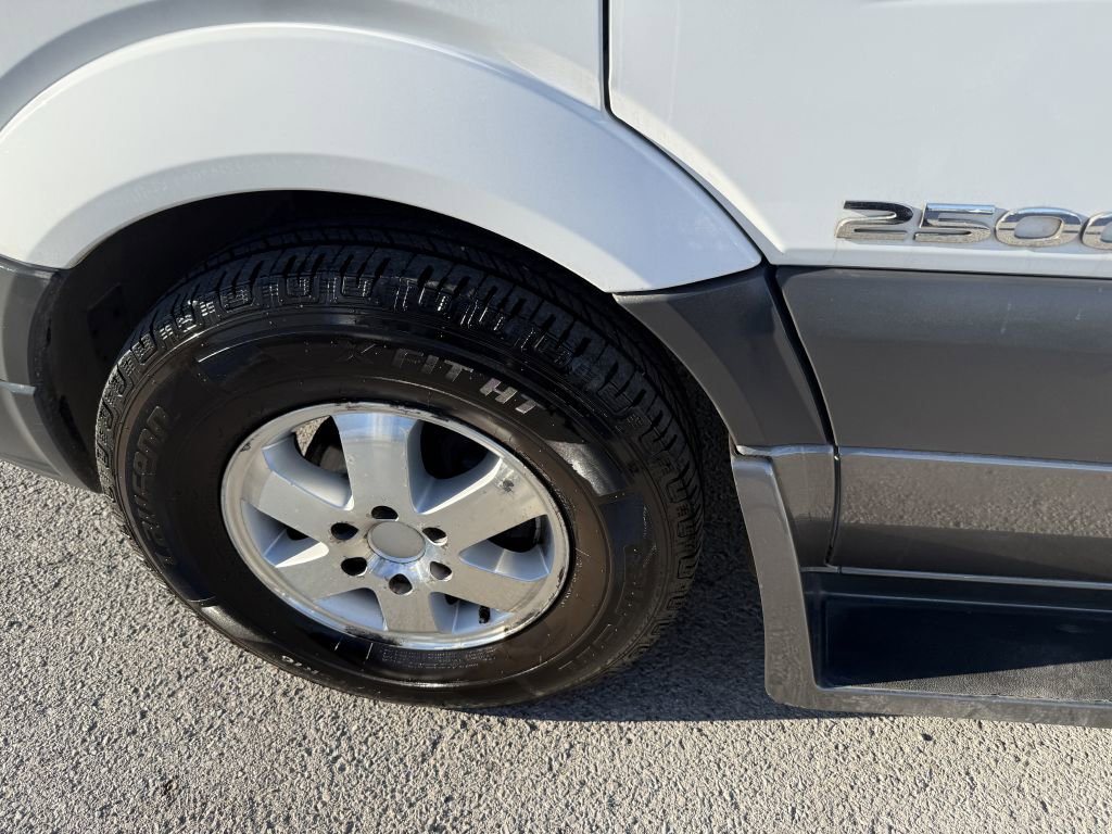 Used 2008 Dodge Sprinter 2500 w/ Trailer Tow Group image 22