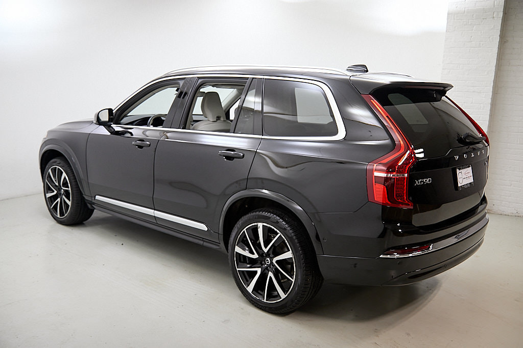 Certified 2023 Volvo XC90 B6 Plus w/ Protection Package AWD/4WD image 7