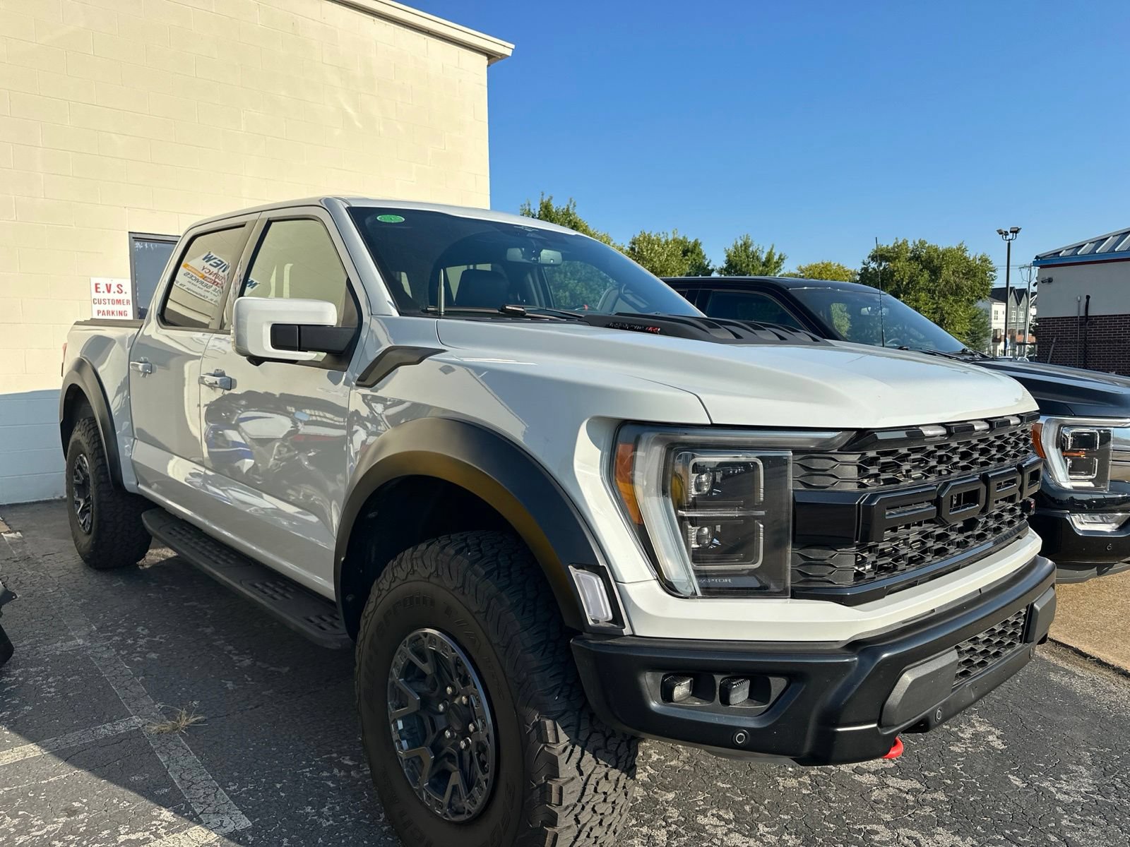 Used 2023 Ford F150 Raptor w/ Equipment Group 802A Raptor R AWD/4WD image 3
