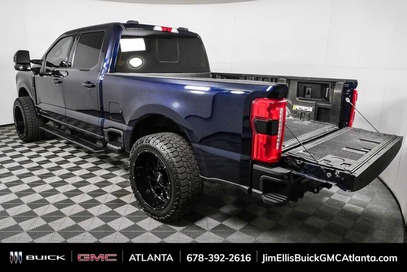 Used 2023 Ford F250 Lariat w/ Sport Appearance Package AWD/4WD image 32