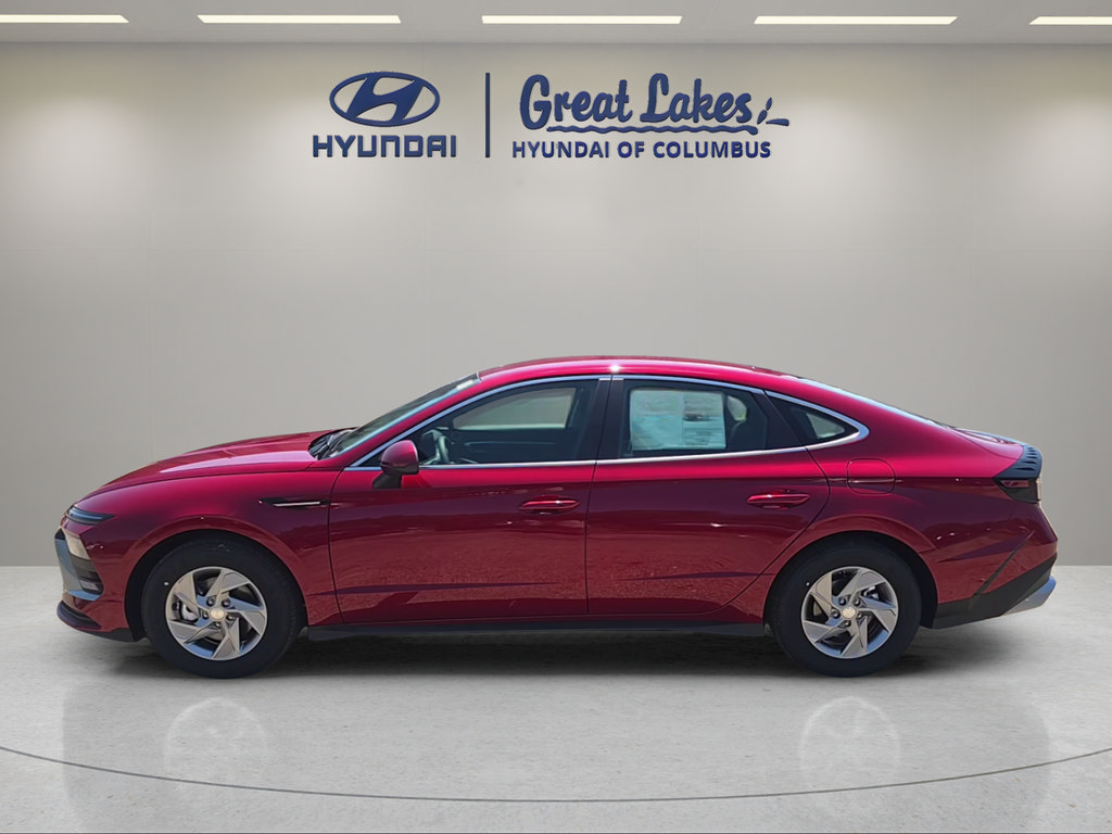 New 2026 Hyundai Sonata SE FWD image 2