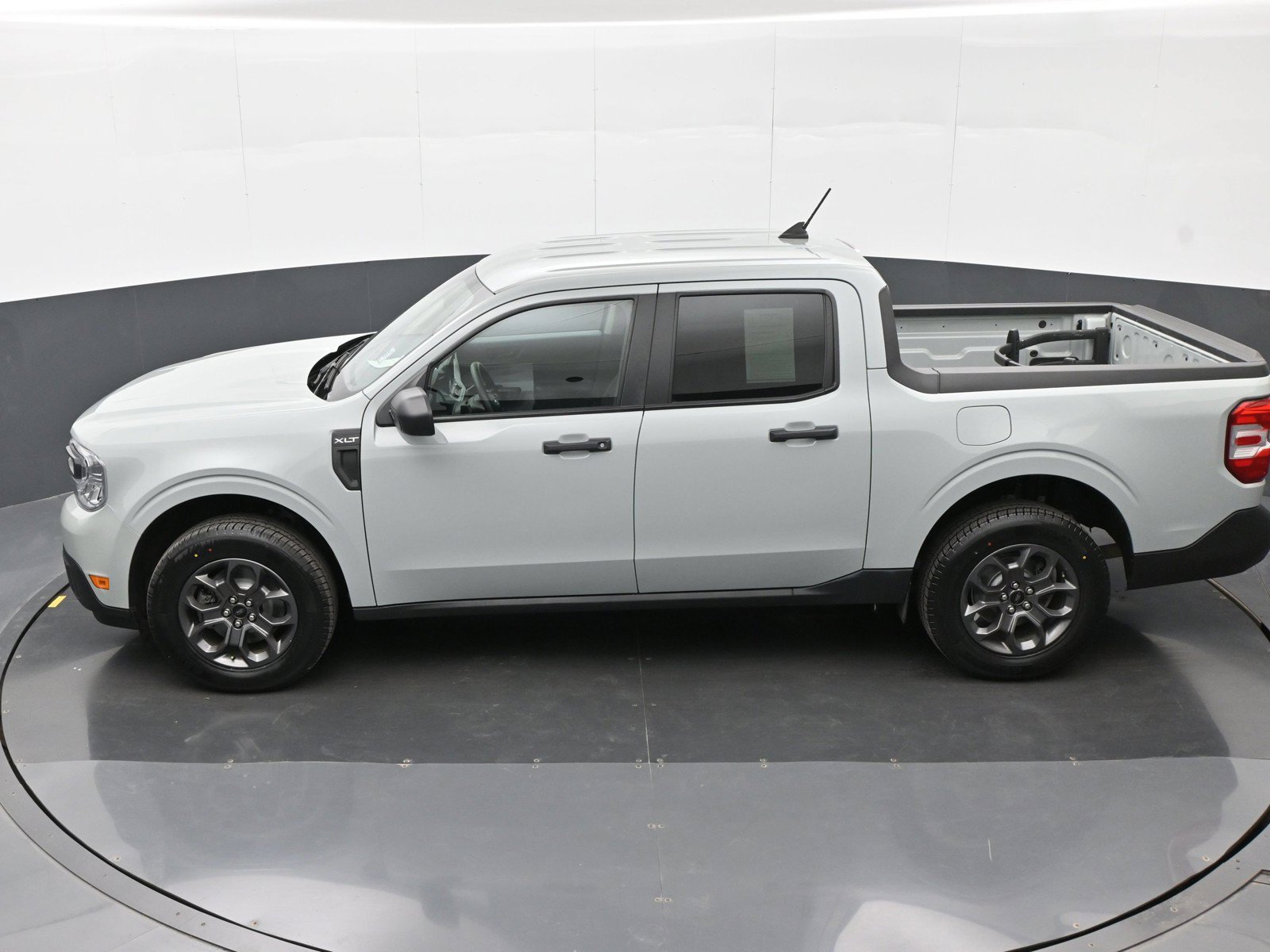 Used 2024 Ford Maverick XLT w/ Equipment Group 300A Standard AWD/4WD image 36