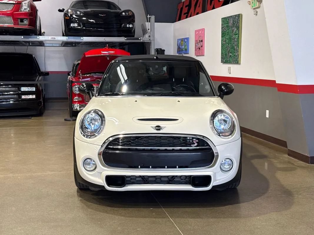 Used 2019 MINI Cooper S w/ Signature Upholstery Package FWD image 20