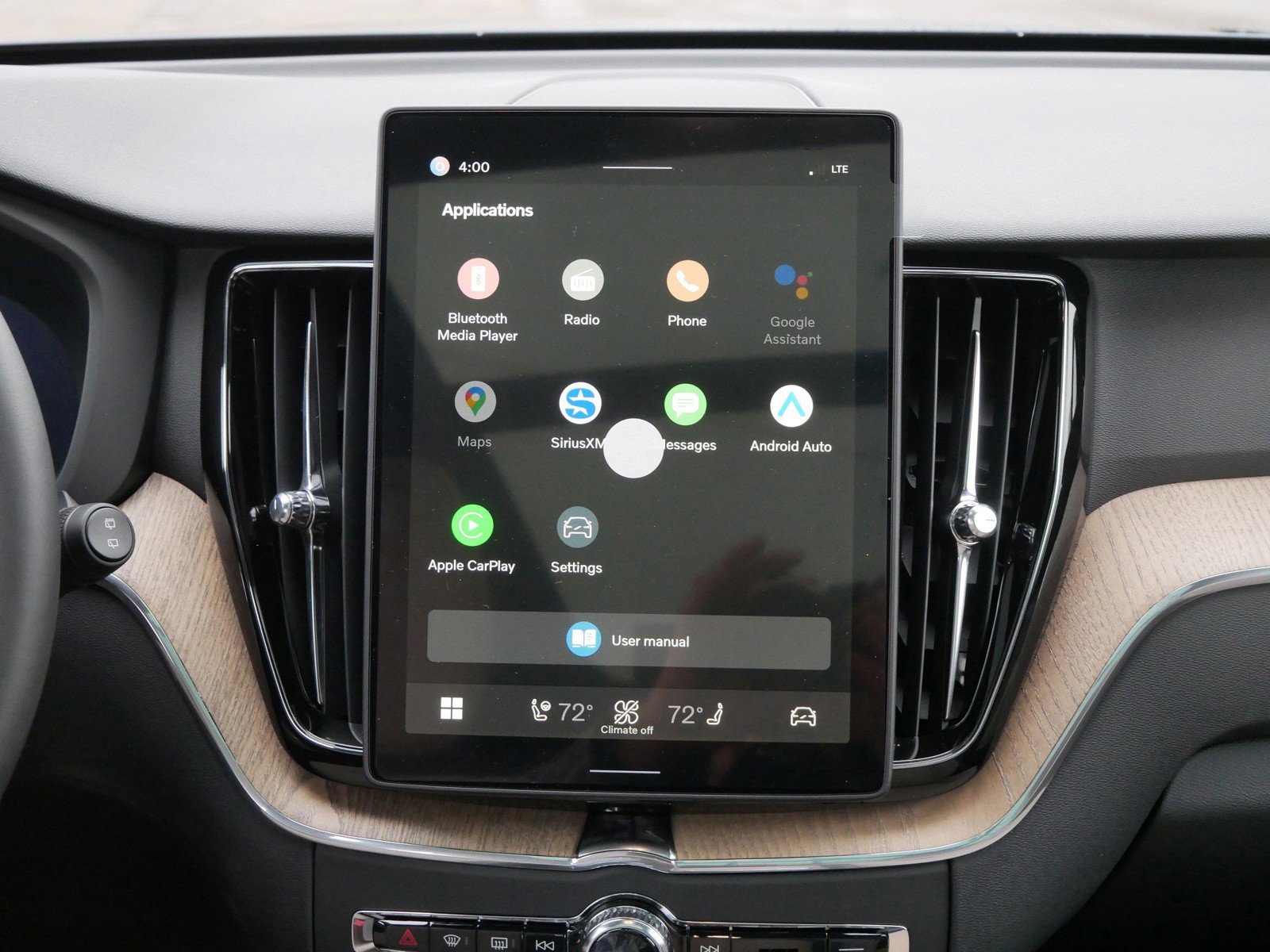 New 2026 Volvo XC60 T8 Plus w/ Protection Package Premier image 8