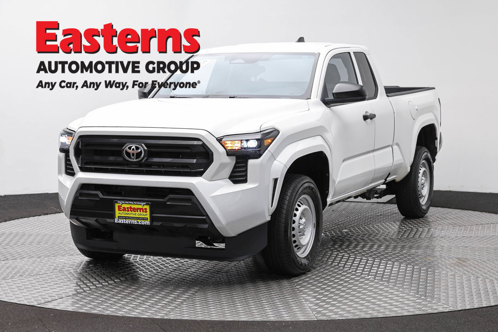 Used 2025 Toyota Tacoma SR