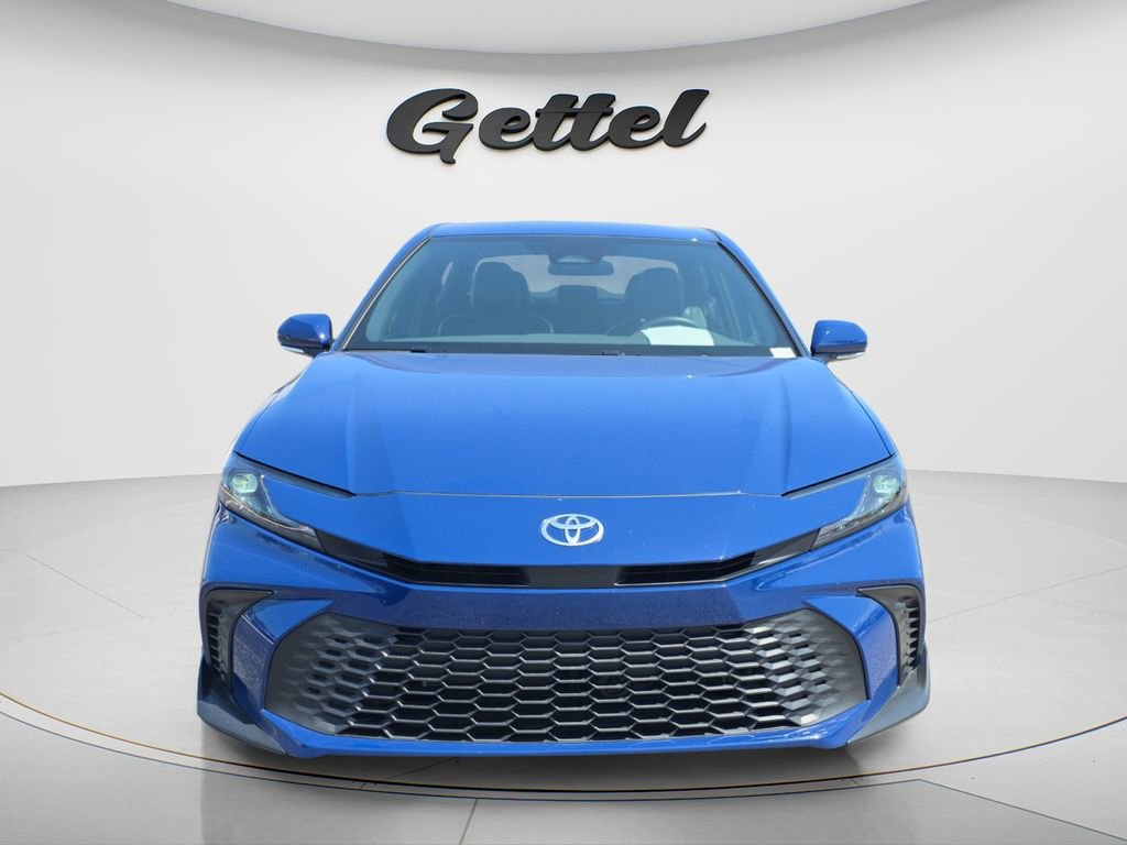 Used 2026 Toyota Camry SE FWD image 2