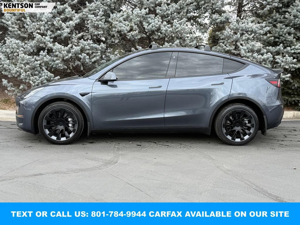 Used 2023 Tesla Model Y Long Range image 4