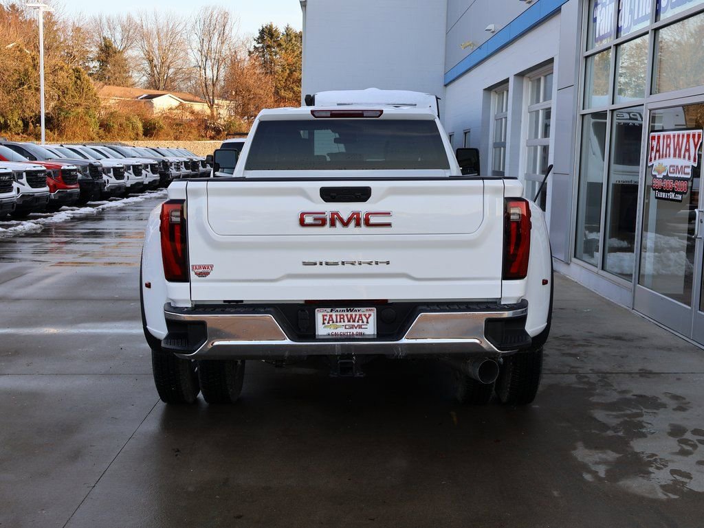New 2026 GMC Sierra 3500 Pro AWD/4WD image 9