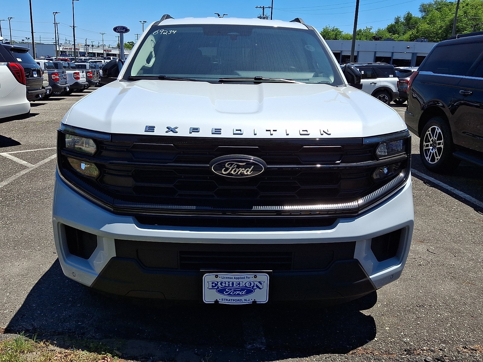 New 2026 Ford Expedition Max Active AWD/4WD image 2
