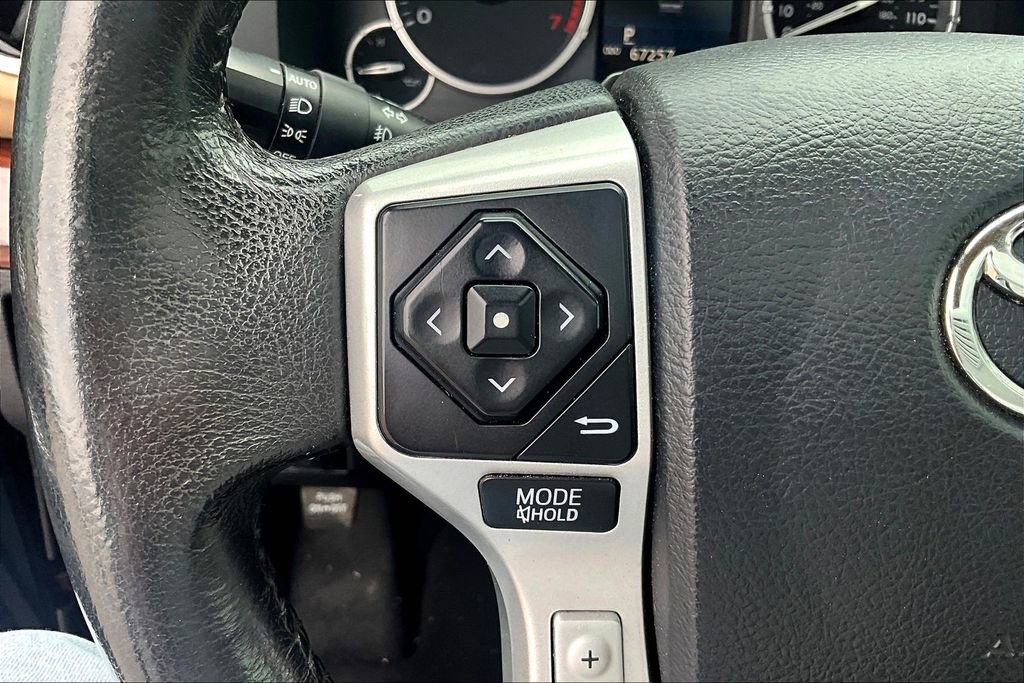 Used 2016 Toyota Tundra Limited w/ Limited Premium Package RWD image 20