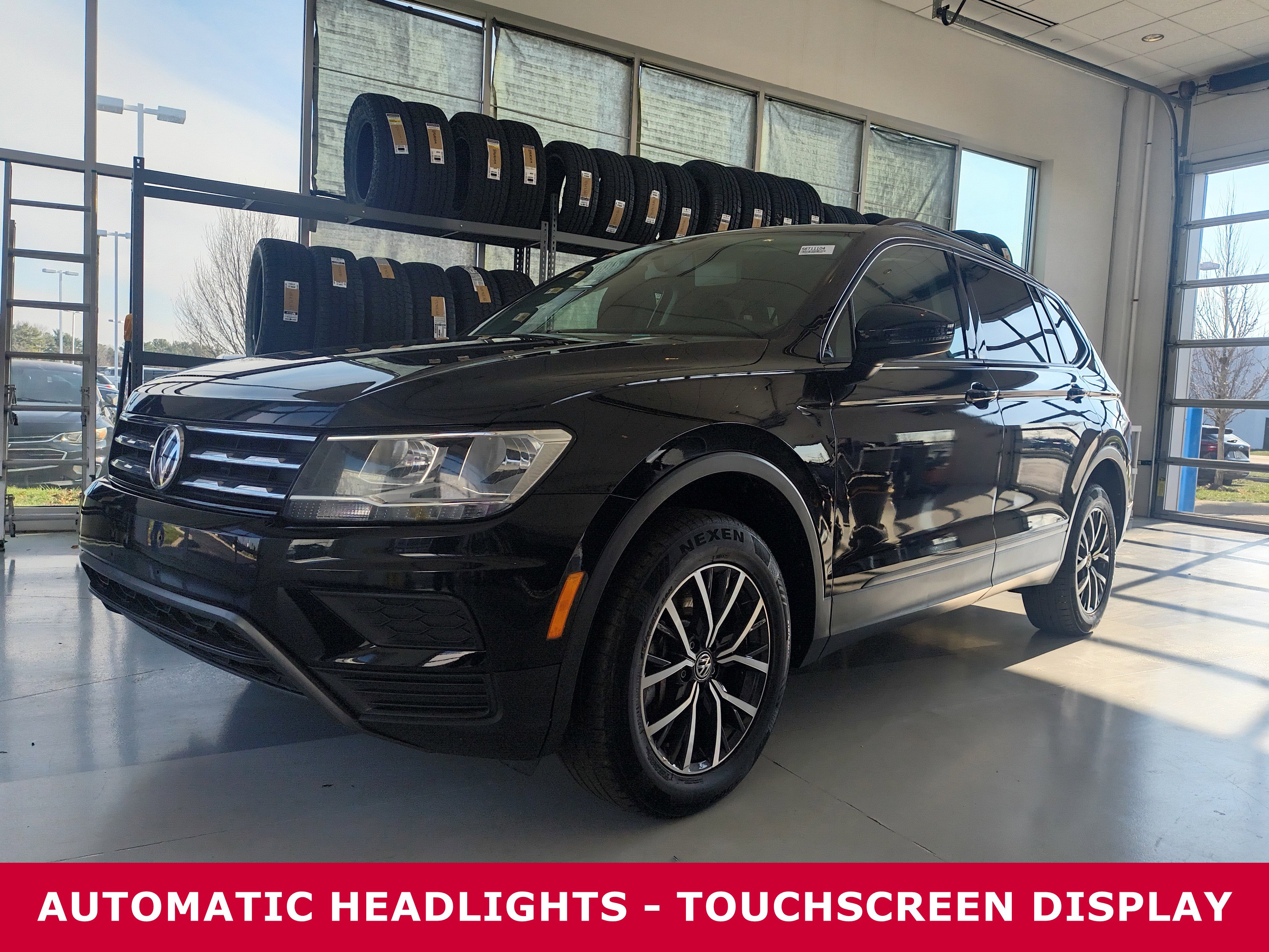 Used 2021 Volkswagen Tiguan S image 2