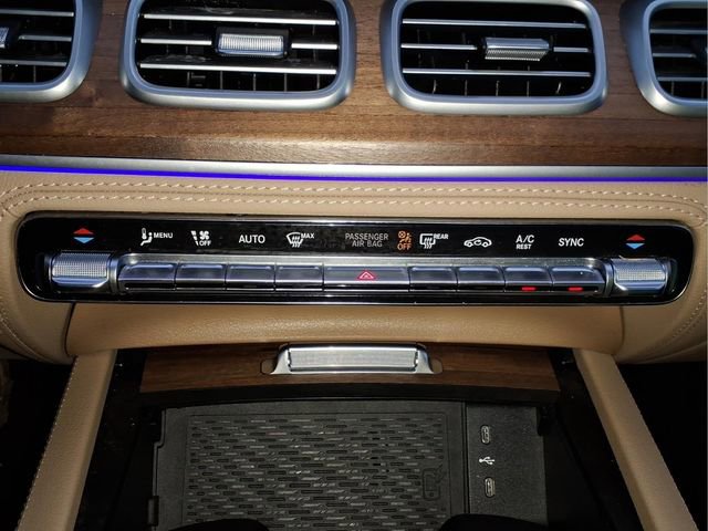 Used 2024 Mercedes-Benz GLS 450 4MATIC image 24