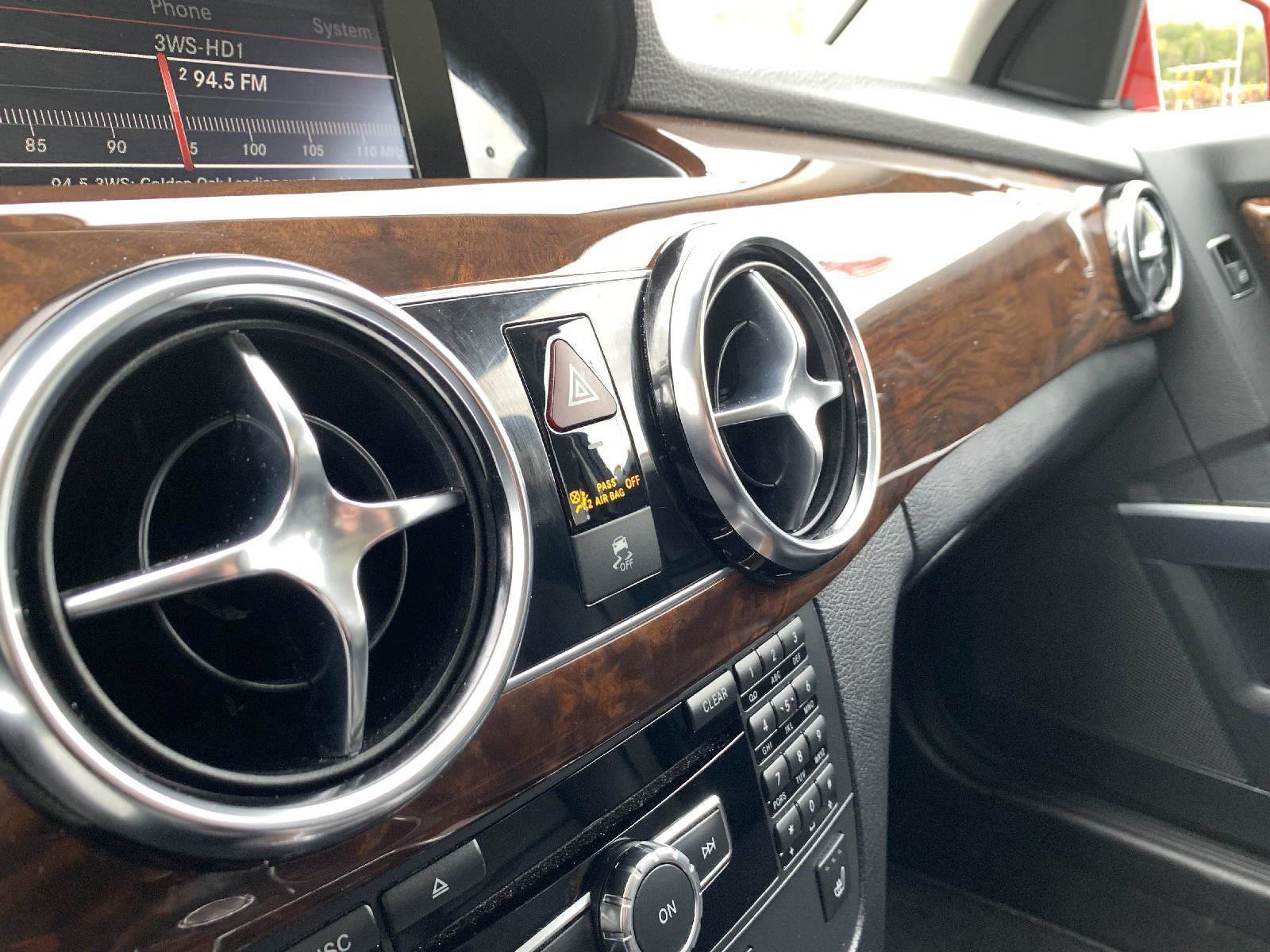 Used 2013 Mercedes-Benz GLK 350 4MATIC image 24