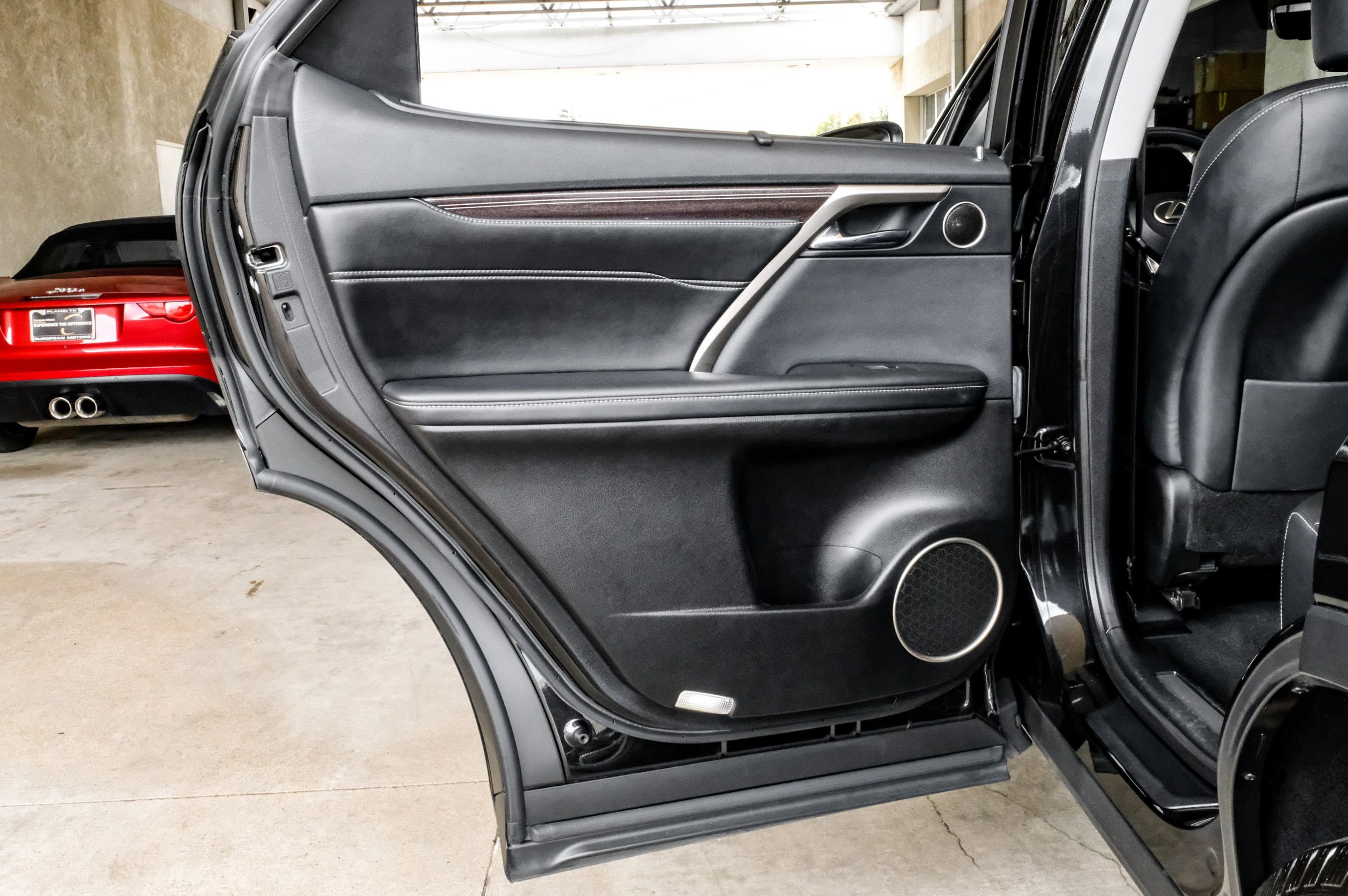 Used 2019 Lexus RX 350 FWD w/ Luxury Package image 46