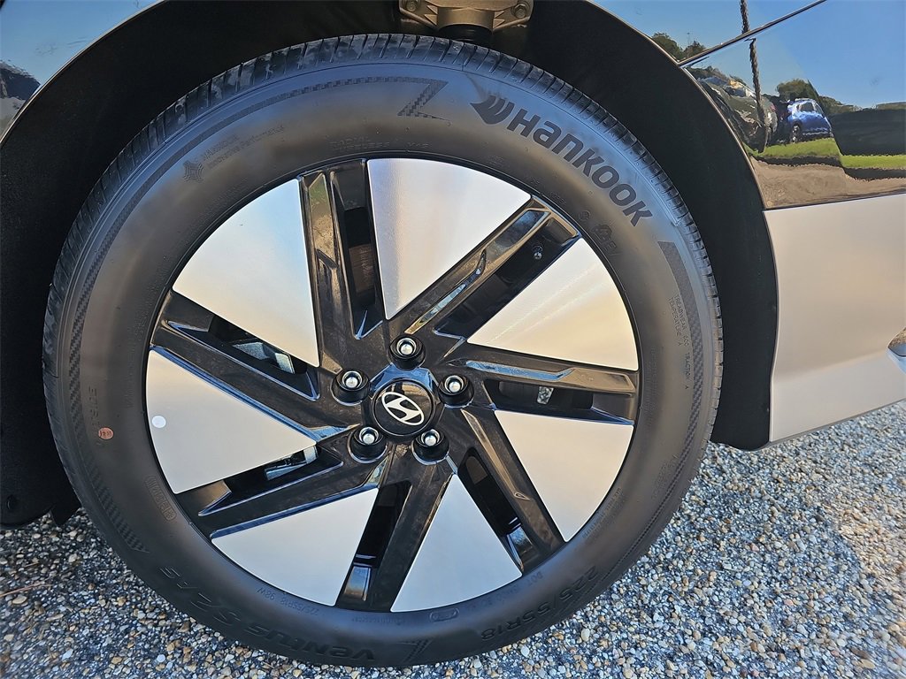 New 2025 Hyundai Ioniq 6 SE image 33