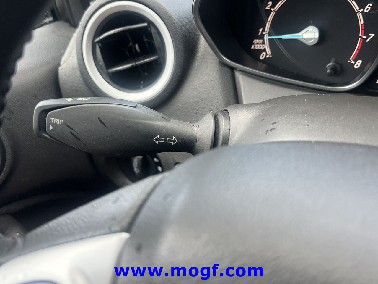 Used 2015 Ford Fiesta SE FWD image 12