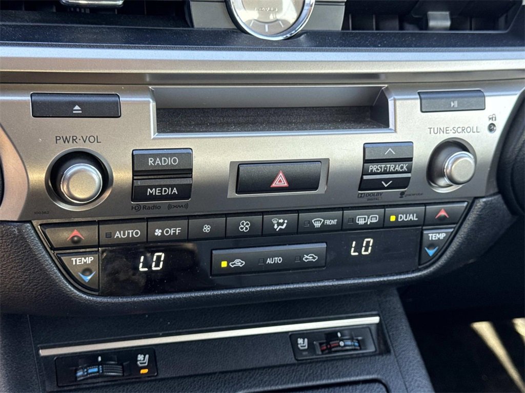 Used 2014 Lexus ES 300h image 15