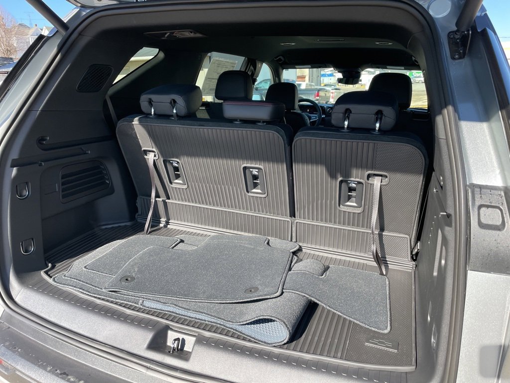 New 2026 Chevrolet Traverse Z71 w/ Driver Confidence Package image 16