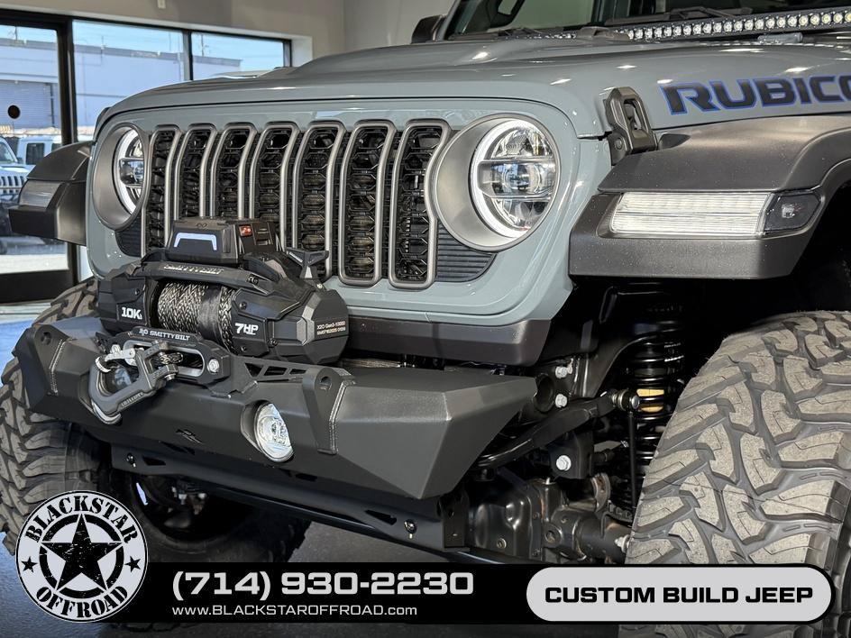 Used 2025 Jeep Wrangler Unlimited Rubicon 4xe w/ Convenience Group AWD/4WD image 12