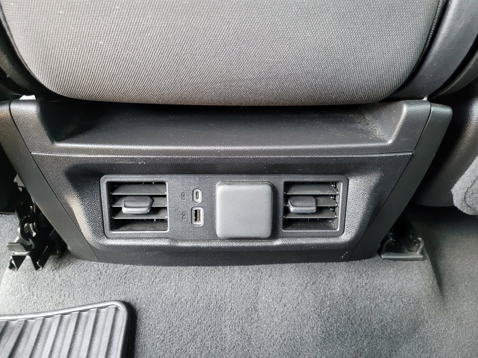 Used 2025 Chevrolet Silverado 2500 LT w/ Safety Package AWD/4WD image 15