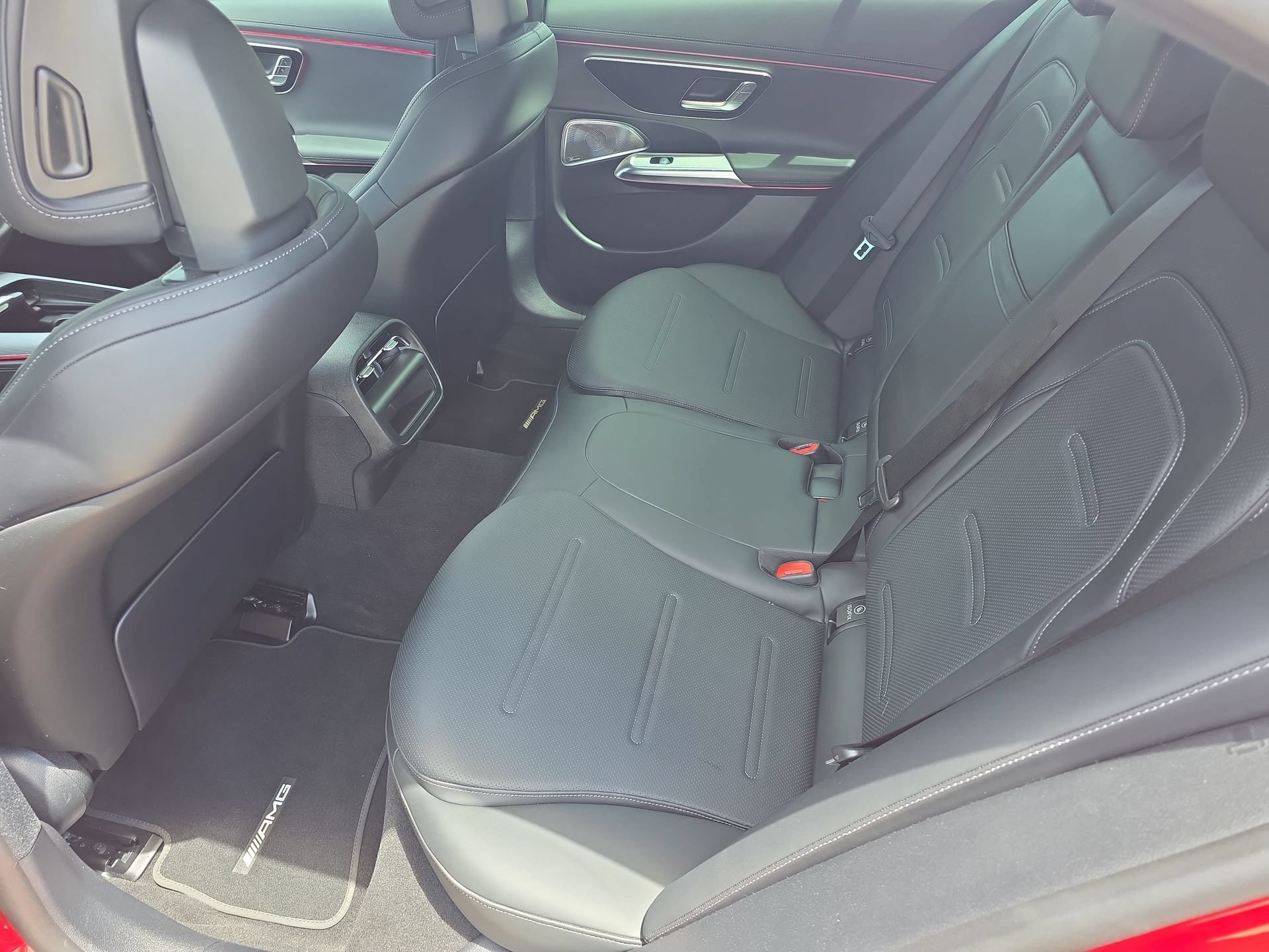 Used 2025 Mercedes-Benz E 53 AMG e 4MATIC Sedan image 14