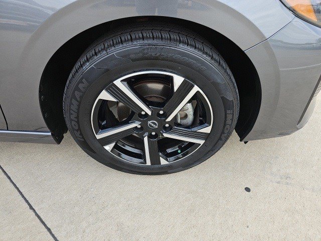 Used 2024 Nissan Sentra SV image 10